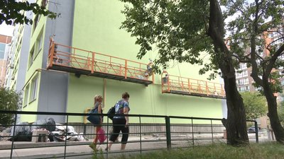 Попереду складна зима: черкасці готують будинки до опалювального сезону