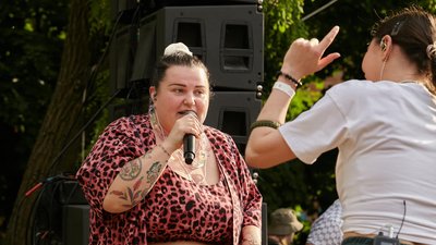 Alyona Alyona в Кропивницькому, 28 травня 2023 року Alyona Alyona в Кропивницькому, 28 травня 2023 року