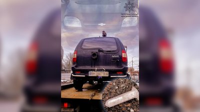 Наркотики у Чернігові виявили у водія на вулиці Івана Мазепи