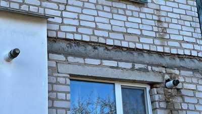 У громаді на Житомирщині просідає багатоповерхівка: у чому причина та хто ремонтуватиме У громаді на Житомирщині просідає багатоповерхівка: у чому причина та хто ремонтуватиме