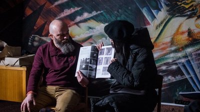 "Всі випробування – на краще": як працює Перша мандрівна бібліотека України з Луганщини "Всі випробування – на краще": як працює Перша мандрівна бібліотека України з Луганщини