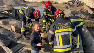 Під Житомиром врятували тварину, яка місяць пролежала затиснутою між бетонними плитами Під Житомиром врятували тварину, яка місяць пролежала затиснутою між бетонними плитами