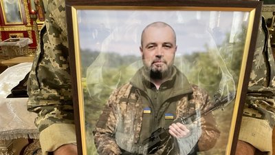 Із воїном Андрієм Мазуром попрощались у Хмельницькому