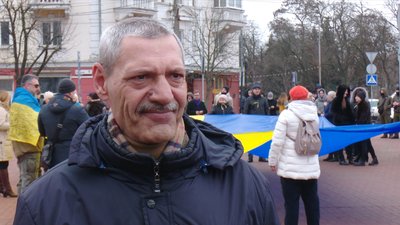 Яку дату обрати для святкування Дня міста Чернігова, щоб передати його тисячолітню історію? Яку дату обрати для святкування Дня міста Чернігова, щоб передати його тисячолітню історію?