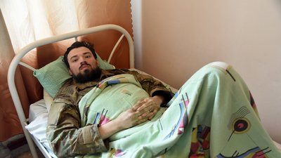 "Андрійко вже в Україні": історія бабусі з Вінниччини, яка дочекалась онука з "Азовсталі" "Андрійко вже в Україні": історія бабусі з Вінниччини, яка дочекалась онука з "Азовсталі"