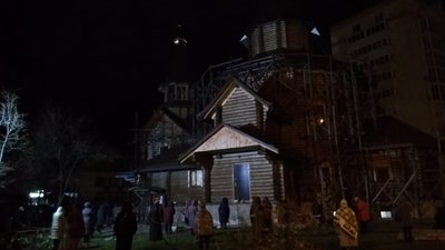 Великодні богослужіння у Сумах: як це було (фоторепортаж) Великодні богослужіння у Сумах: як це було (фоторепортаж)