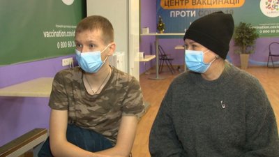 Коли відновлять роботу черкаські центри вакцинації та чи всі вакцини наявні Коли відновлять роботу черкаські центри вакцинації та чи всі вакцини наявні