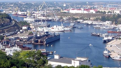 Порт міста Севастополь