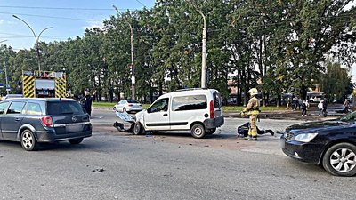 Троє людей потрапили до лікарні через аварію в Сумах Троє людей потрапили до лікарні через аварію в Сумах