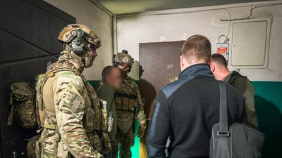 На Черкащині викрили схему з незаконного продажу наркотиків — Нацполіція