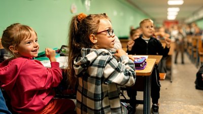 Освіта: як навчаються школярі Чернігова під час повітряних тривог