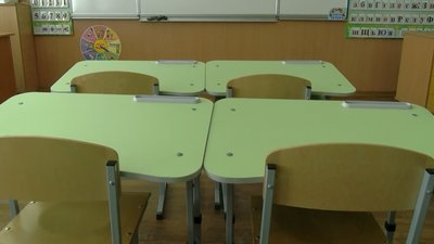 COVID-19 виявили у понад сотні вчителів. 12 волинських шкіл на дистанційному навчанні