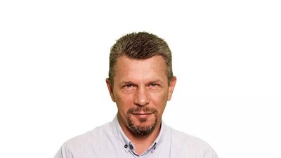 В Україні на 11 років заочно засудили пропагандиста з Криму — Сергія Веселовського