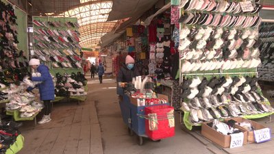 Закриті ринки та секонд-хенди у Харкові: чому продавці сьогодні вийшли на роботу Закриті ринки та секонд-хенди у Харкові: чому продавці сьогодні вийшли на роботу
