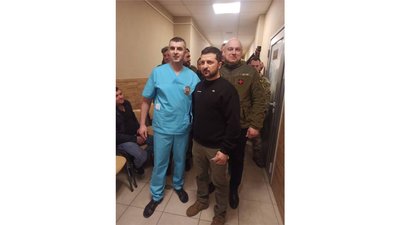 "Не вважаємо себе героями". Як бойовий медик Віталій Маланчук з Прикарпаття рятує бійців на фронті "Не вважаємо себе героями". Як бойовий медик Віталій Маланчук з Прикарпаття рятує бійців на фронті