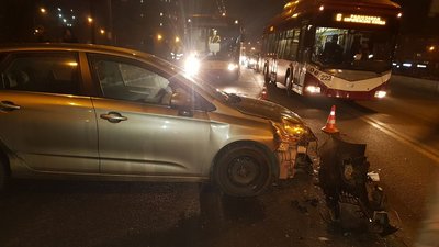 В Івано-Франківську зіткнулися одразу чотири автівки