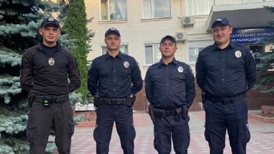 У Хмельницькому чоловік хотів стрибнути з моста, бо не мав дому