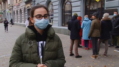 Ольга Денисовець, керуюча кафе Ольга Денисовець, керуюча кафе