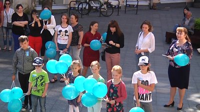 У Житомирі для дітей вперше організували культурно-мистецькі табори – навчають музиці та вокалу У Житомирі для дітей вперше організували культурно-мистецькі табори – навчають музиці та вокалу