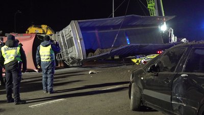 Аварія з таксі під Харковом: водій вантажівки MAN став підозрюваним
