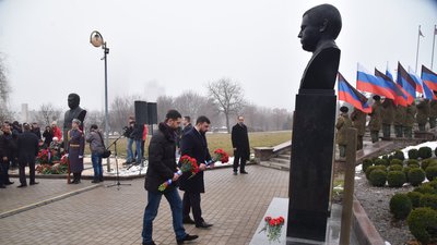 бюст Кобзона бюст Кобзона