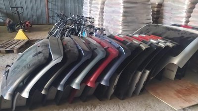 Запчастини на 390 тисяч: закарпатські митники затримали вантаж від неіснуючої британської компанії