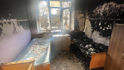 Російська армія зруйнувала 50 % відділення дитячої лікарні у Херсоні Російська армія зруйнувала 50 % відділення дитячої лікарні у Херсоні