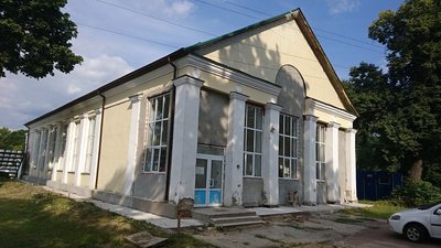 Кінотеатр "Літній" у Новгороді-Сіверському Кінотеатр "Літній" у Новгороді-Сіверському