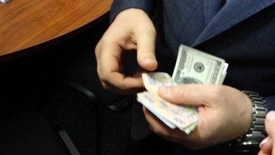 Голова Житомирської держадміністрації розповів журналістам, скільки заробляє