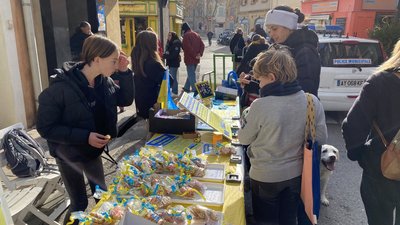 "Це в них поклик серця". Художник Віктор Орлі про французів, які допомагають Україні "Це в них поклик серця". Художник Віктор Орлі про французів, які допомагають Україні
