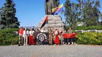 Із піснями та гаслами: у Черкасах відбувся Марш Нескорених Із піснями та гаслами: у Черкасах відбувся Марш Нескорених