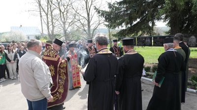 Священники освятили чотири меморіальні дошки, Тернопіль, 12 квітня, 2024 Священники освятили чотири меморіальні дошки, Тернопіль, 12 квітня, 2024