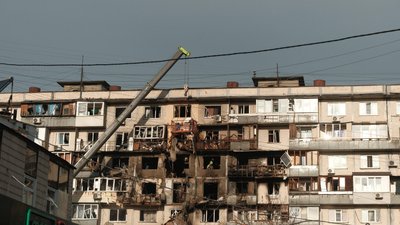 обстріл Києва 14 листопада 2025, Деснянський район