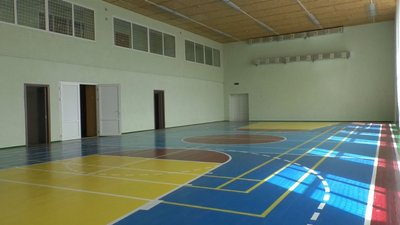 Новозбудований спортийвний зал у носівській школі №5 Новозбудований спортийвний зал у носівській школі №5