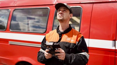 Десять безпілотних літальних апаратів отримають миколаївські рятувальники та комунальники Десять безпілотних літальних апаратів отримають миколаївські рятувальники та комунальники