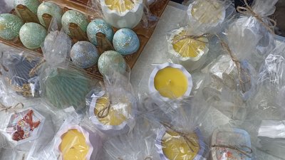 Великодні свічки на Тернопільському ринку Великодні свічки на Тернопільському ринку