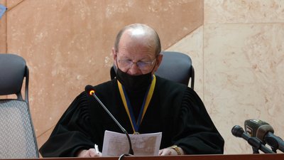 У Рівному через суд добиваються демонтажу пам'ятника у центрі міста У Рівному через суд добиваються демонтажу пам'ятника у центрі міста