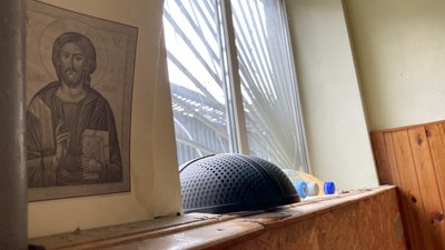 У Балаклії окупанти влаштовували масові зґвалтування у райвідділку — свідчення бранки У Балаклії окупанти влаштовували масові зґвалтування у райвідділку — свідчення бранки