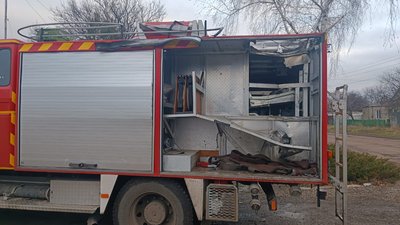 У Гуляйполі безпілотник атакував автівку ДСНС: постраждалих серед рятувальників немає