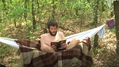 Чекає кінця карантину в лісі. Юрій "Бездомний". СУСПІЛЬНЕ | ЛЮДИ