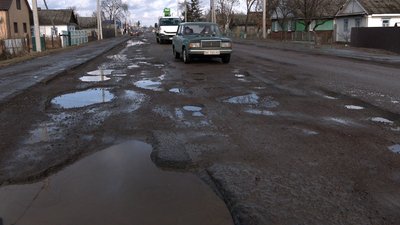 "Як сказати, щоб не матюкатися": ділянку державної траси назвали серед трьох найгірших на Рівненщині