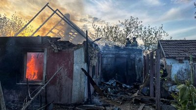 Обстріли, пожежа, рятувальники, Херсонщина