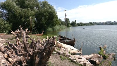 Човни Човни