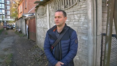 Кози, щурі та захаращене господарство в центрі Луцька: сусіди скаржаться на сім'ю пенсіонерів Кози, щурі та захаращене господарство в центрі Луцька: сусіди скаржаться на сім'ю пенсіонерів