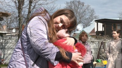 Провели 27 днів у підвалі: родина переселенців із Харківщини переїхала в Черкаси