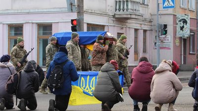 На Черкащині попрощались з військовослужбовцем Валентином Волошином