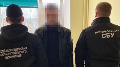 Збирав дані про підрозділи ЗСУ у Вінницькій області: правоохоронці затримали військового, який співпрацював із росіянами