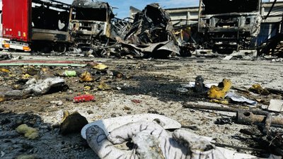 обстріл запоріжжя, запоріжжя 23 червня, вибухи запоріжжя, знищено вантажівки запоріжжя