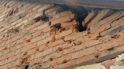 Військові РФ вдарили по двох громадам Сумщини, пошкоджені житлові будинки Військові РФ вдарили по двох громадам Сумщини, пошкоджені житлові будинки