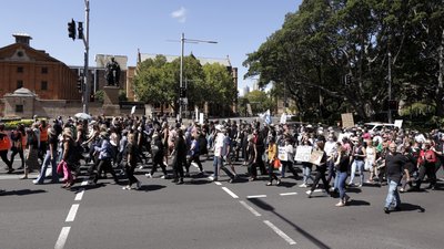 В Австралії понад 100 тисяч людей вийшли на протест проти сексуального насилля та дискримінації В Австралії понад 100 тисяч людей вийшли на протест проти сексуального насилля та дискримінації